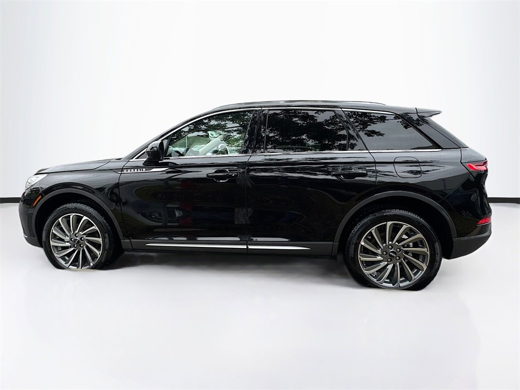 Used 2024 Lincoln Corsair Reserve image 9