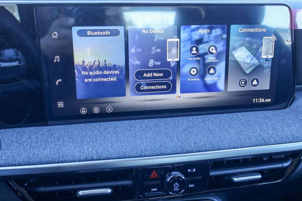 New 2026 Nissan Kicks S image 3