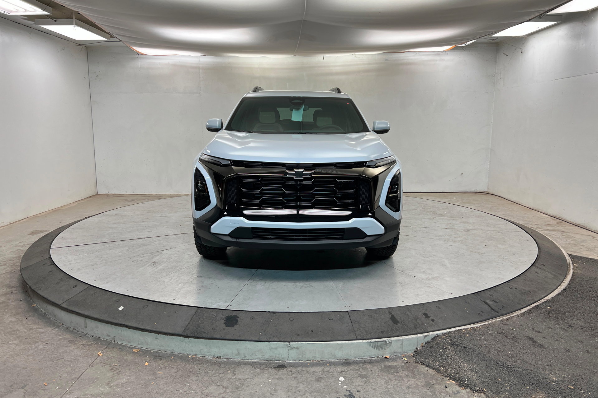 New 2026 Chevrolet Equinox ACTIV w/ Convenience Package III image 9