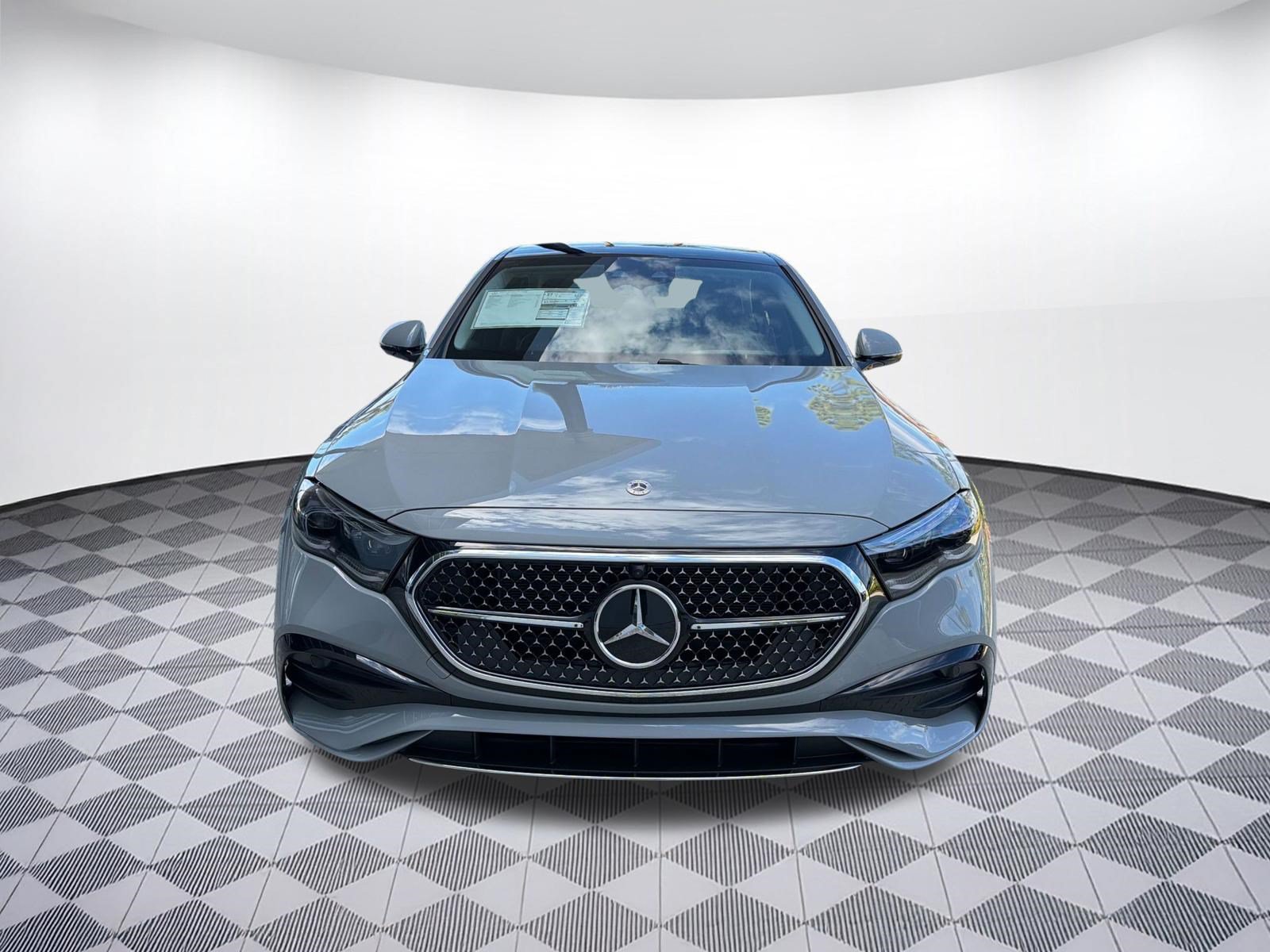 New 2026 Mercedes-Benz E 350 4MATIC Sedan image 6