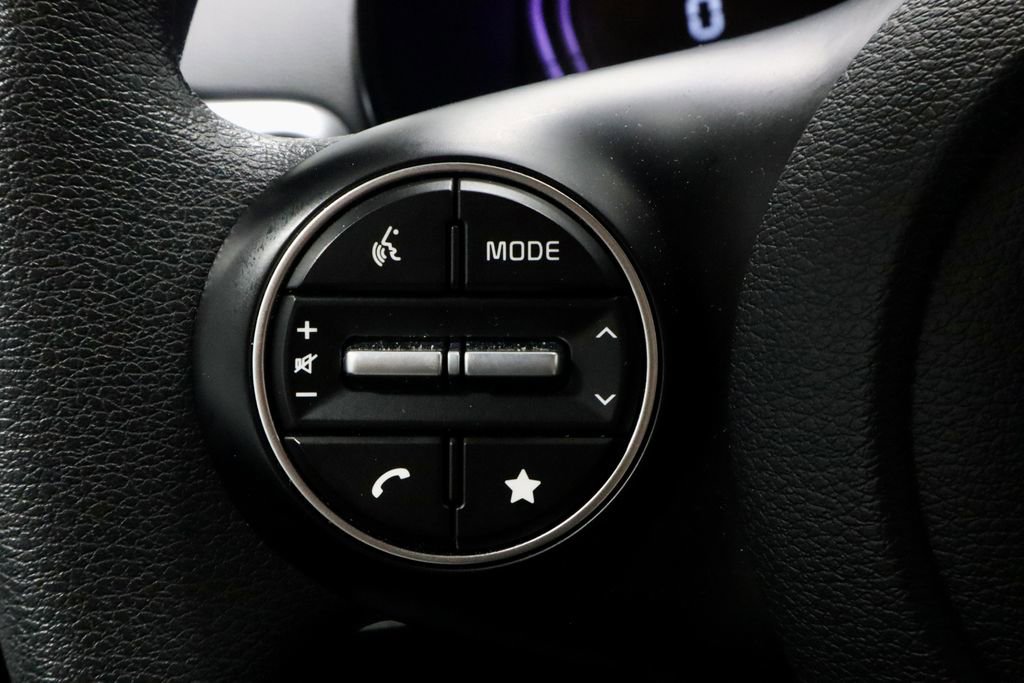 Used 2025 Kia Soul LX image 26