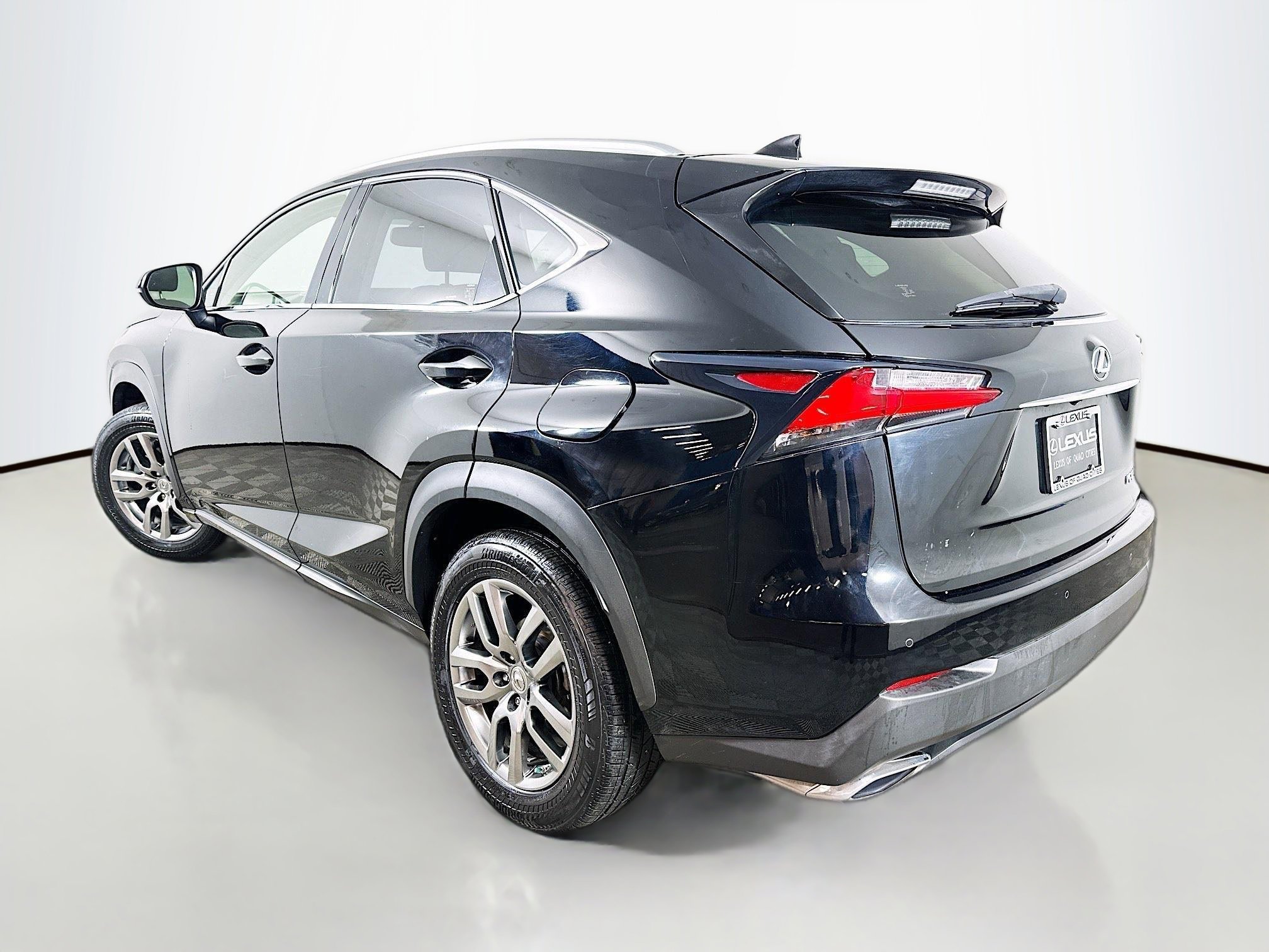 Used 2015 Lexus NX 200t AWD w/ Premium Package image 5