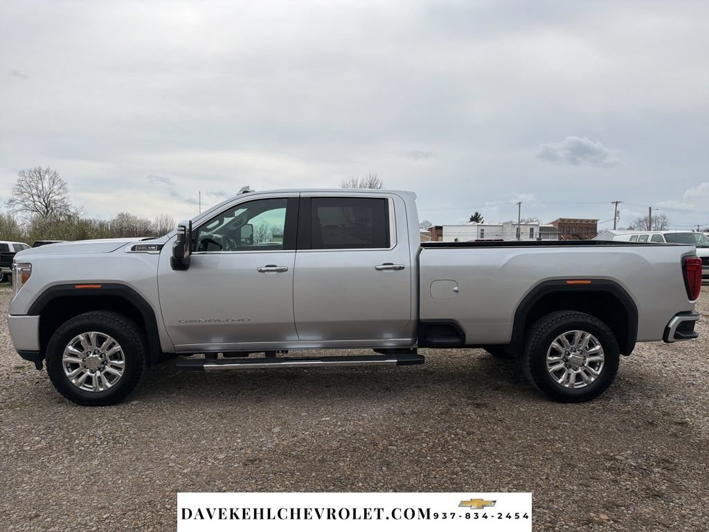 Used 2021 GMC Sierra 3500 Denali AWD/4WD image 2