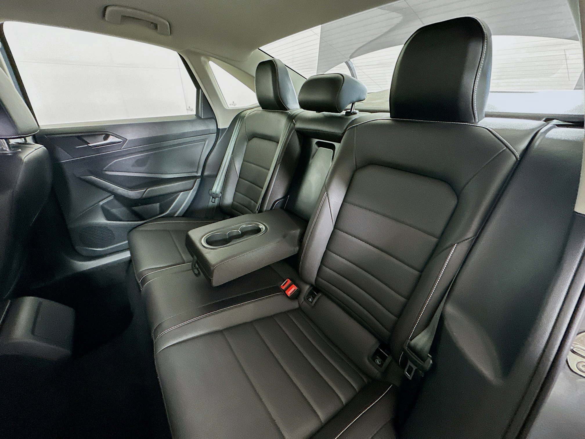 Used 2024 Volkswagen Jetta SE image 26