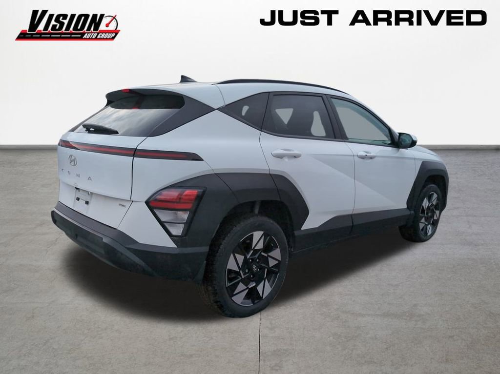 Used 2024 Hyundai Kona SEL image 5