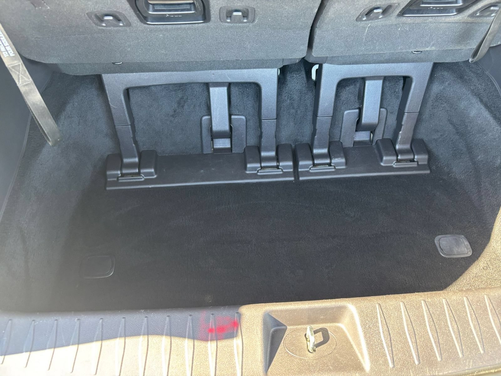 Used 2026 Kia Carnival FWD image 34