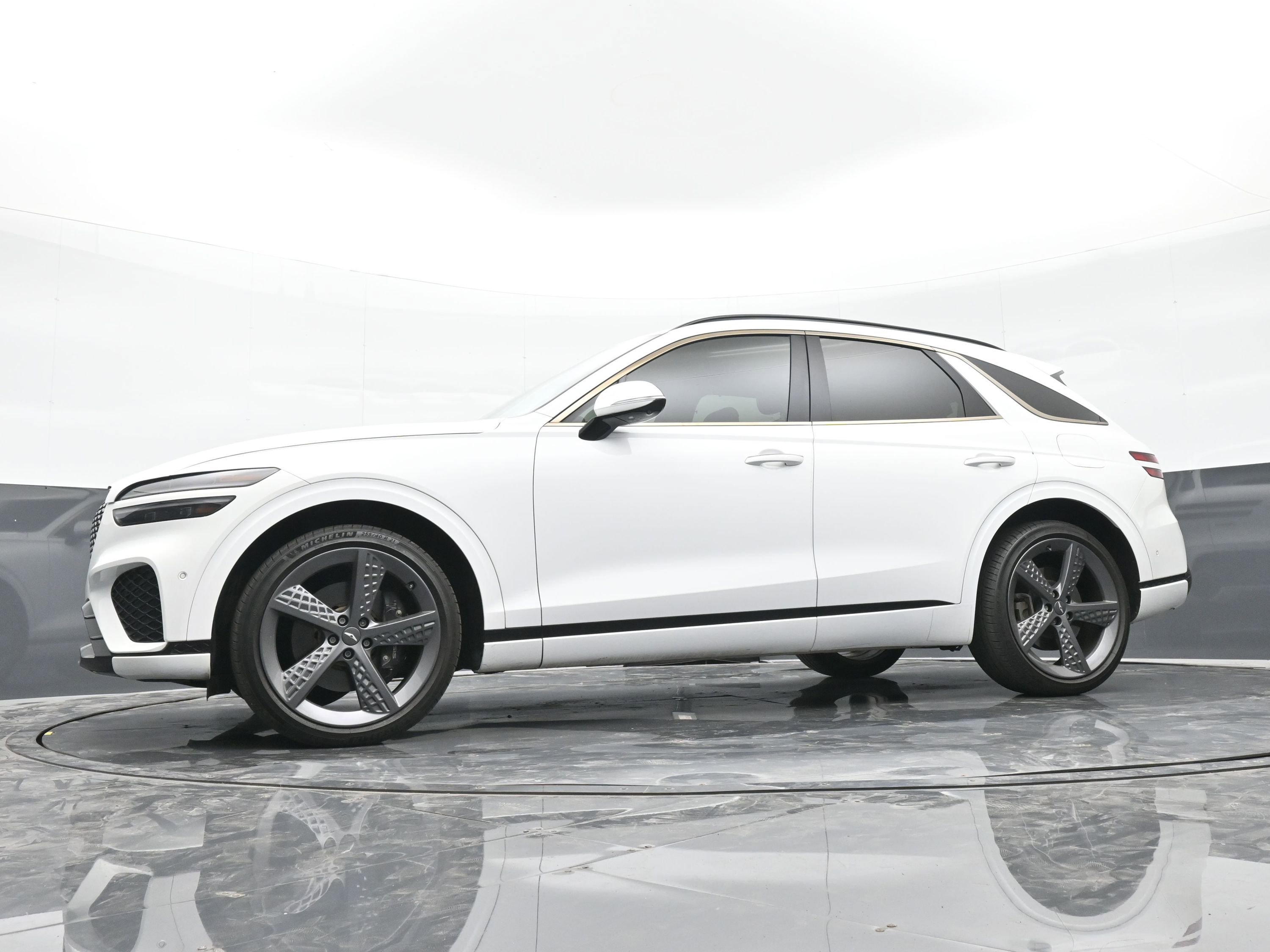 Used 2022 Genesis GV70 3.5T Sport w/ Sport Prestige Package image 41