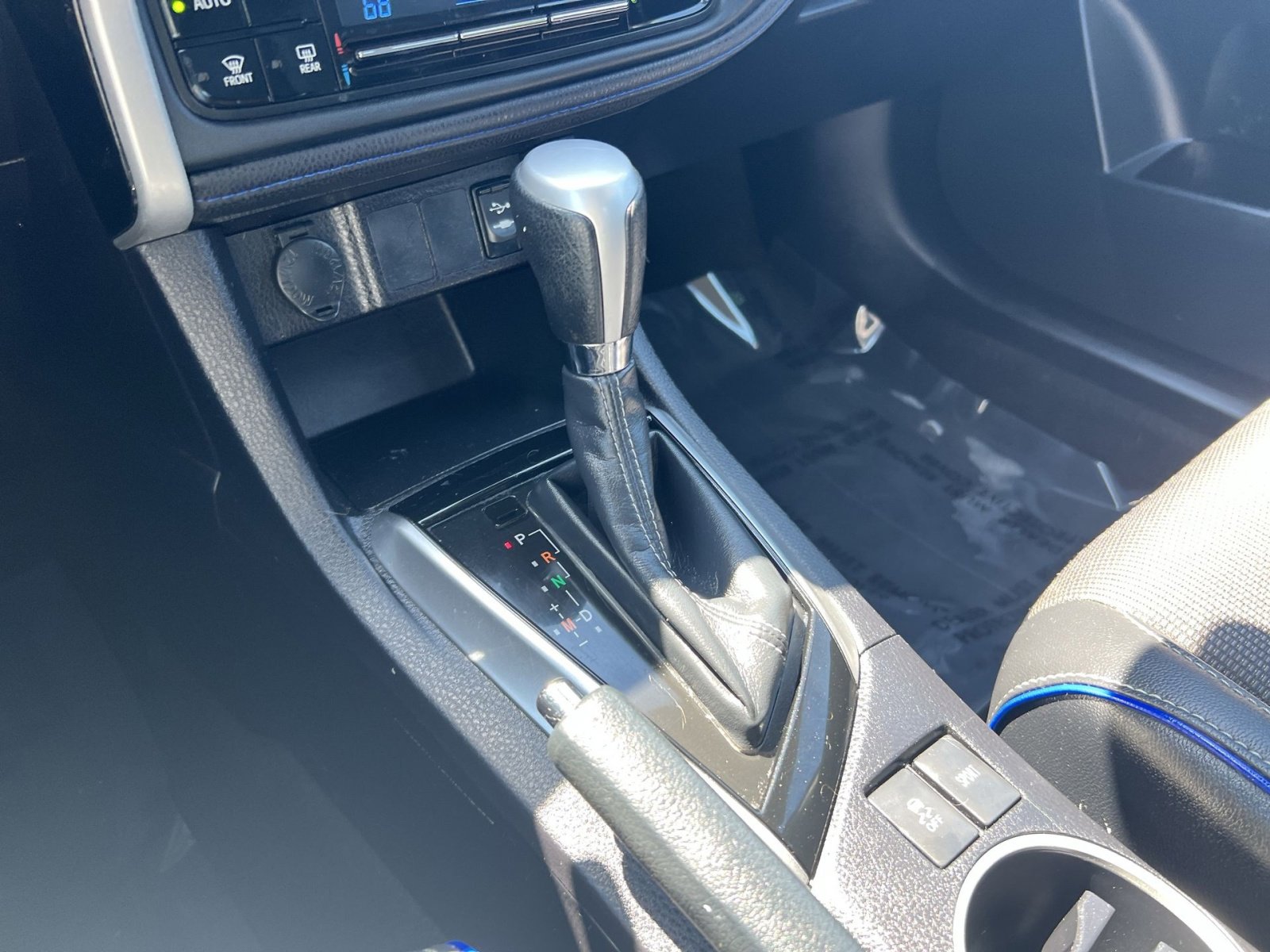 Used 2019 Toyota Corolla SE FWD image 20