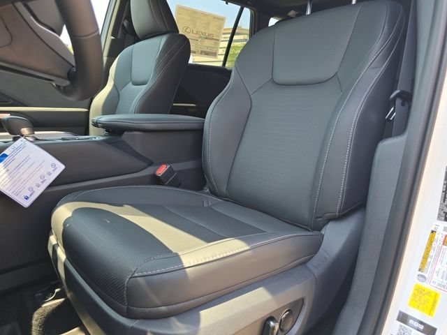 New 2026 Lexus TX 350 AWD image 8