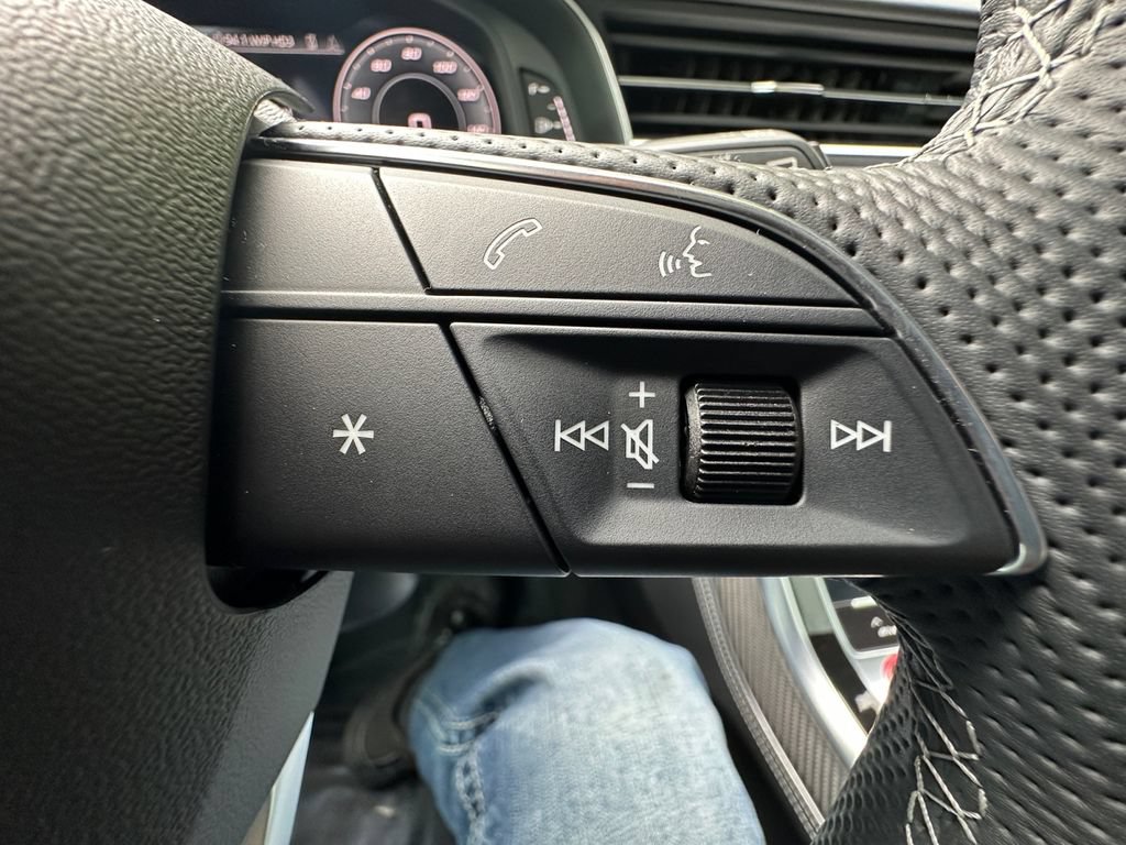 Used 2024 Audi SQ8 Prestige w/ Prestige Package AWD/4WD image 27