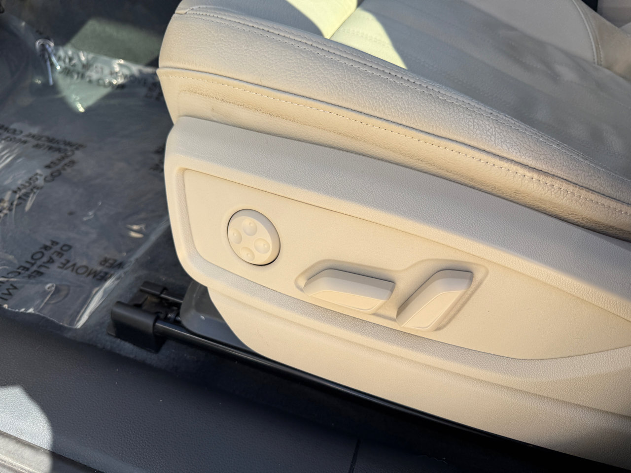 Used 2018 Audi Q5 2.0T Premium Plus w/ Premium Plus Package image 10