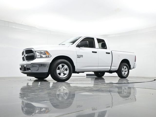 Used 2024 RAM 1500 Classic SLT image 34