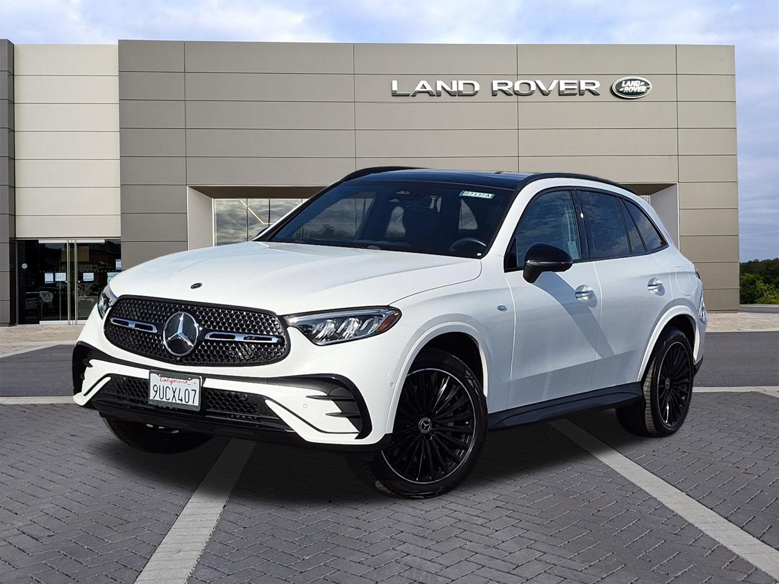 Used 2025 Mercedes-Benz GLC 350e 4MATIC image 1