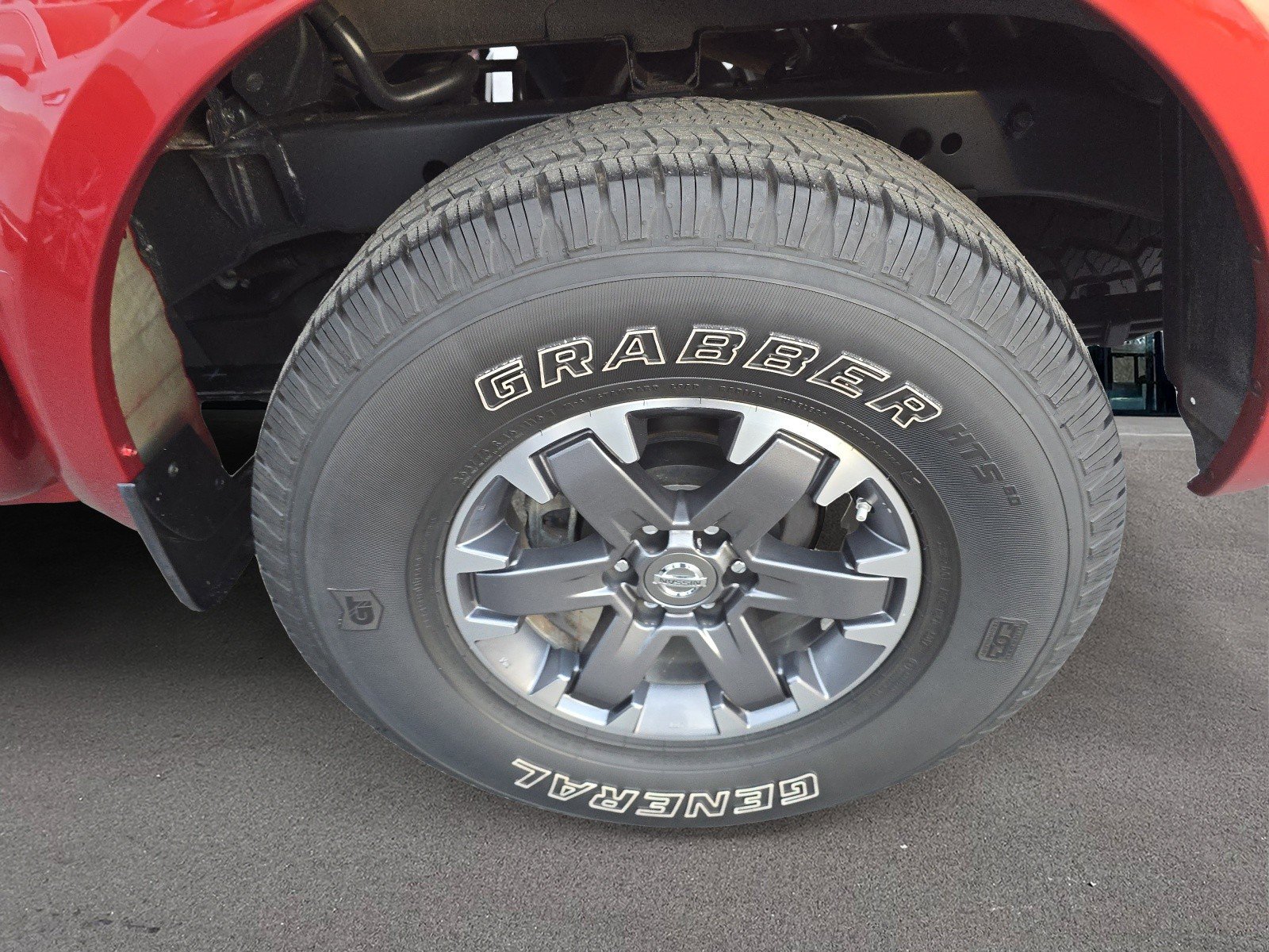 Used 2015 Nissan Frontier Desert Runner image 22