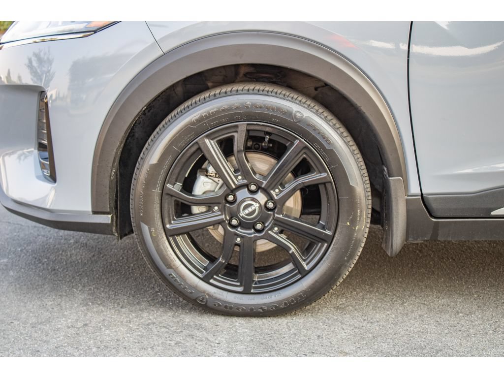 Used 2024 Nissan Kicks SR FWD image 5