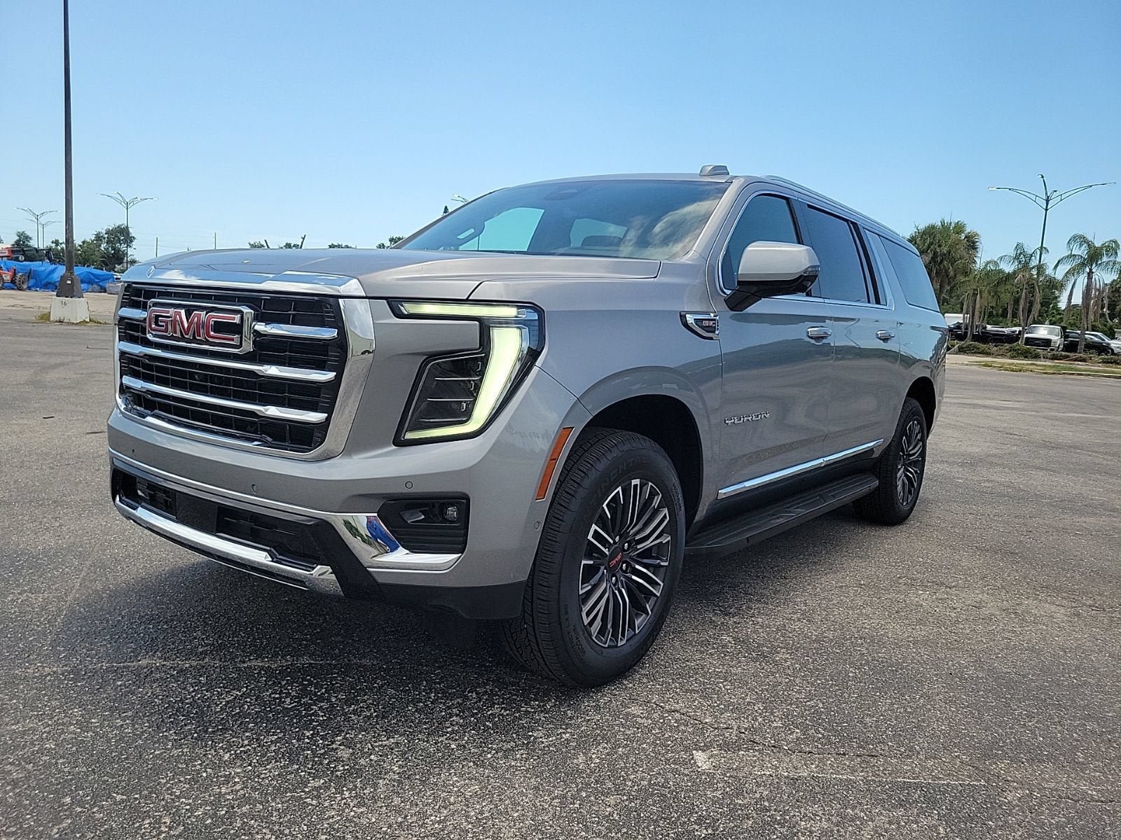 New 2026 GMC Yukon XL Elevation w/ Elevation Premium Package RWD image 2