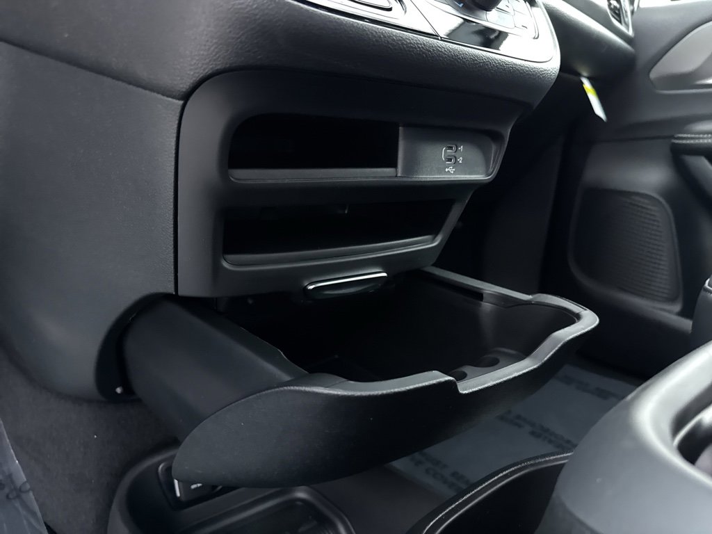 New 2026 Chrysler Voyager LX image 32