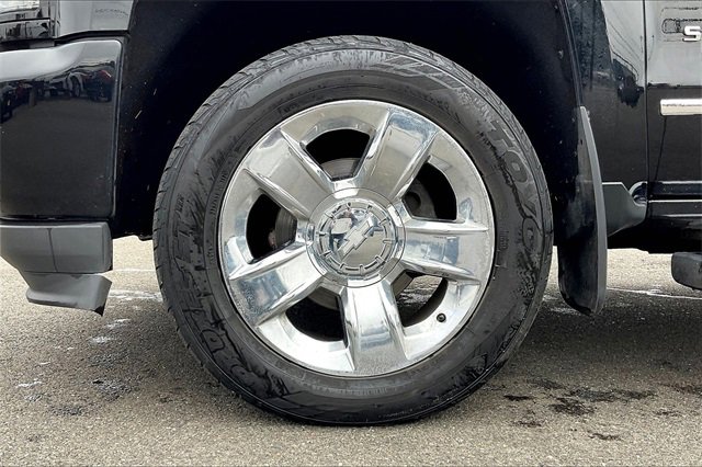 Used 2017 Chevrolet Silverado 1500 LTZ Z71 w/ LTZ Plus Package image 9