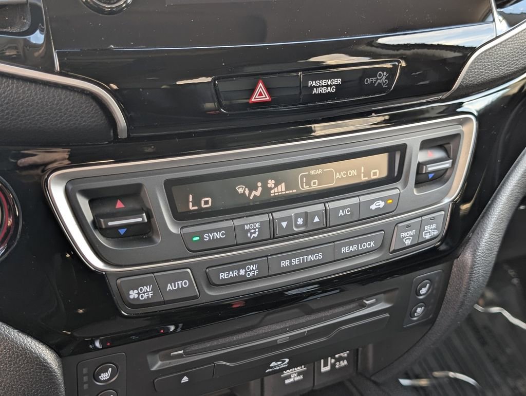 Used 2020 Honda Pilot Elite image 30