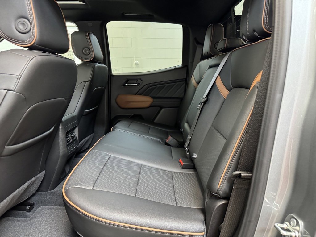 New 2025 GMC Canyon AT4 w/ Nightfall Edition image 16