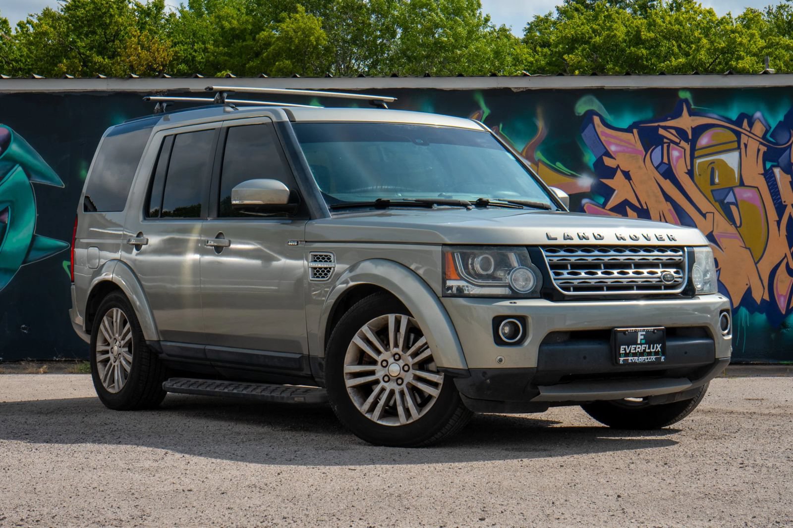 Used 2014 Land Rover LR4 HSE LUX AWD/4WD image 5