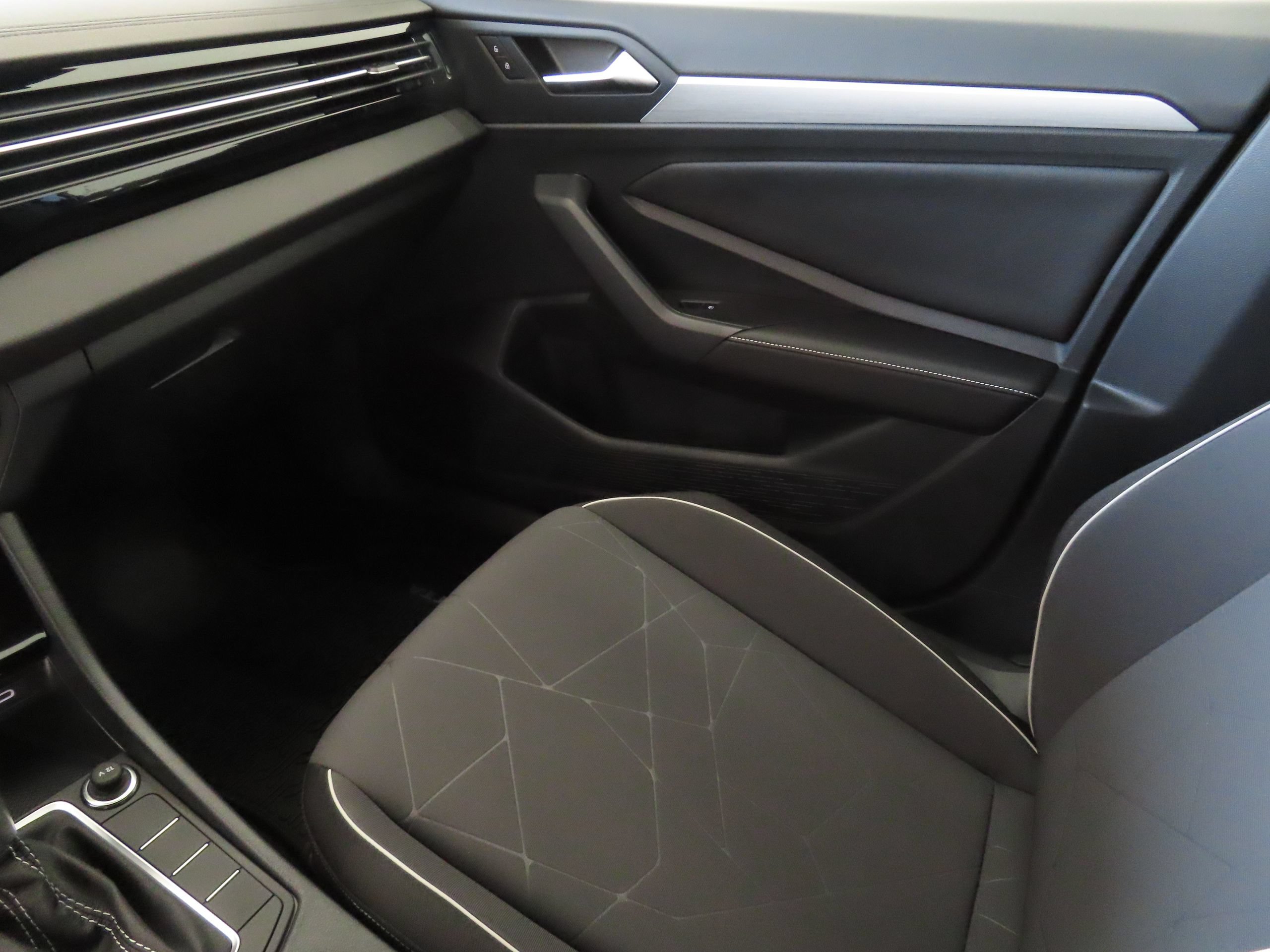 New 2026 Volkswagen Jetta Sport FWD image 18