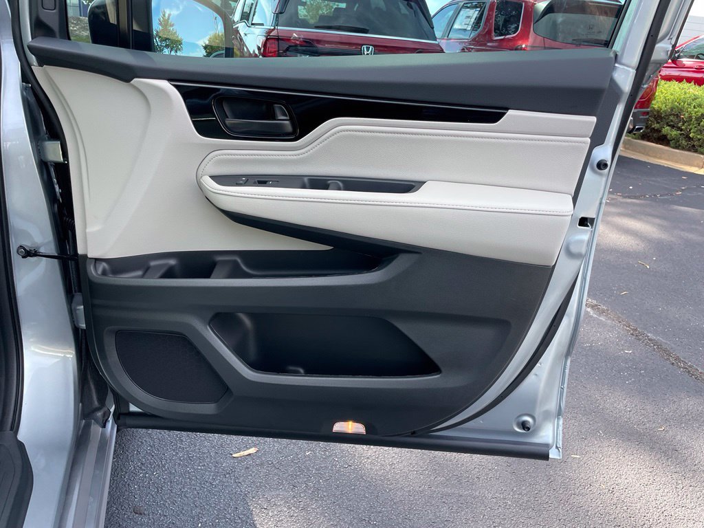 New 2027 Honda Odyssey Touring image 29