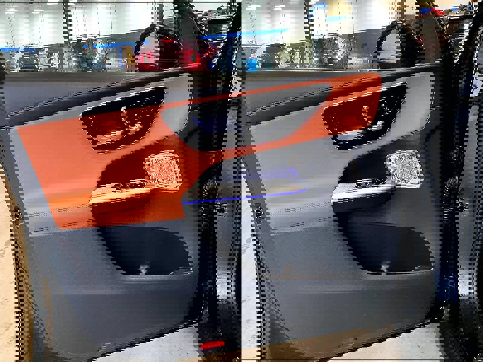 Used 2023 Mercedes-Benz GLC 300 4MATIC image 9