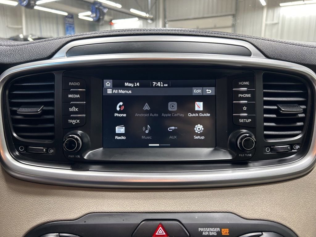 Used 2019 Kia Sorento FWD image 18