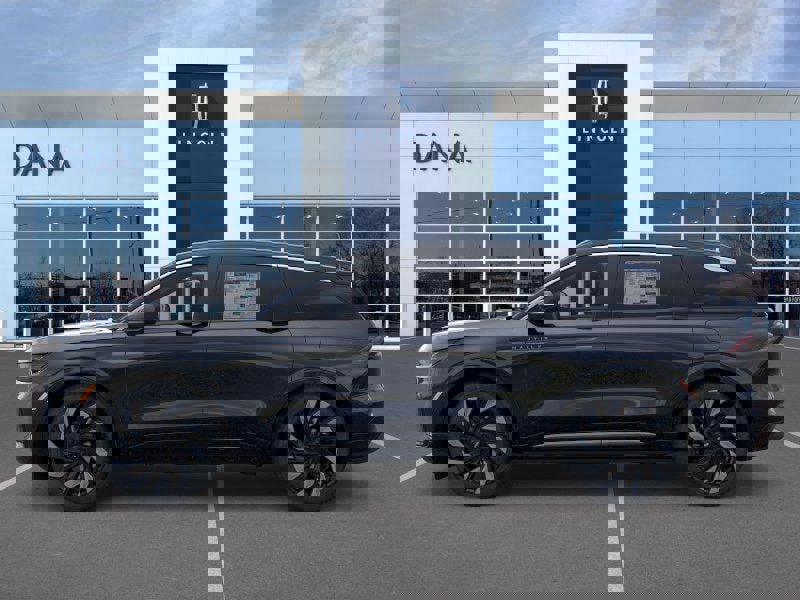 New 2026 Lincoln Nautilus Black Label w/ Jet Appearance Package image 3