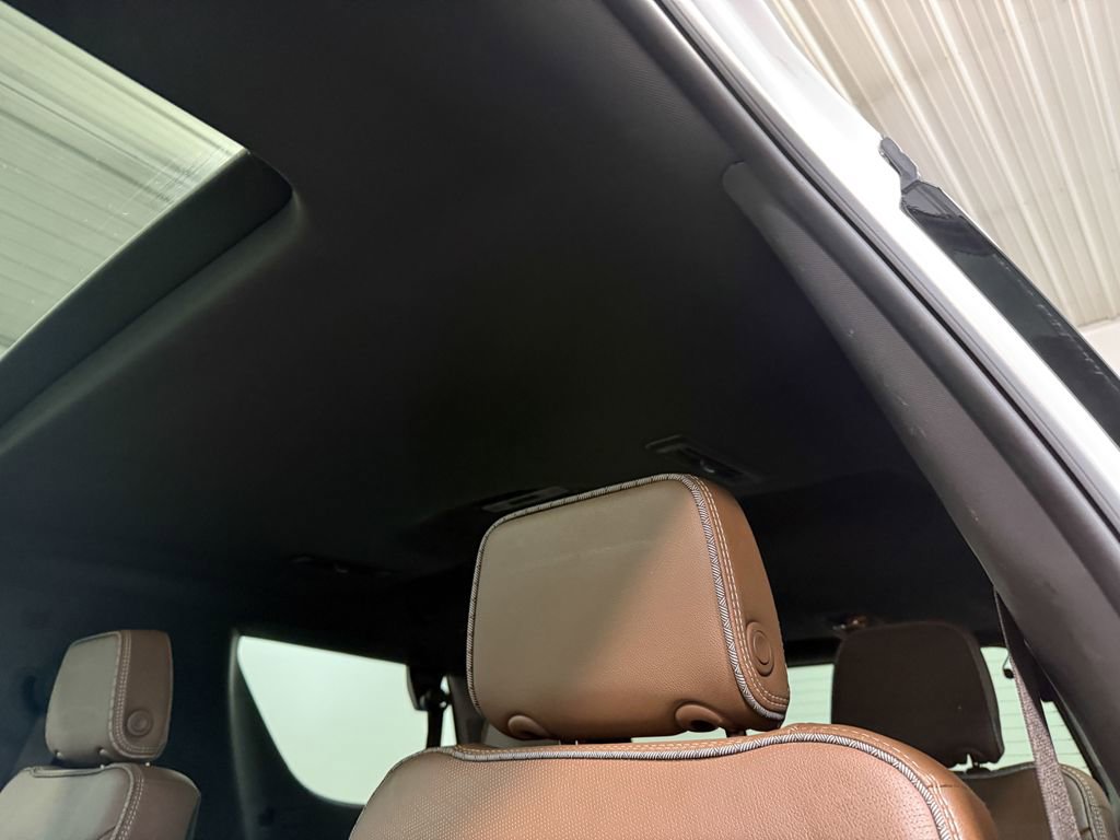 Used 2023 Chevrolet Tahoe High Country AWD/4WD image 9