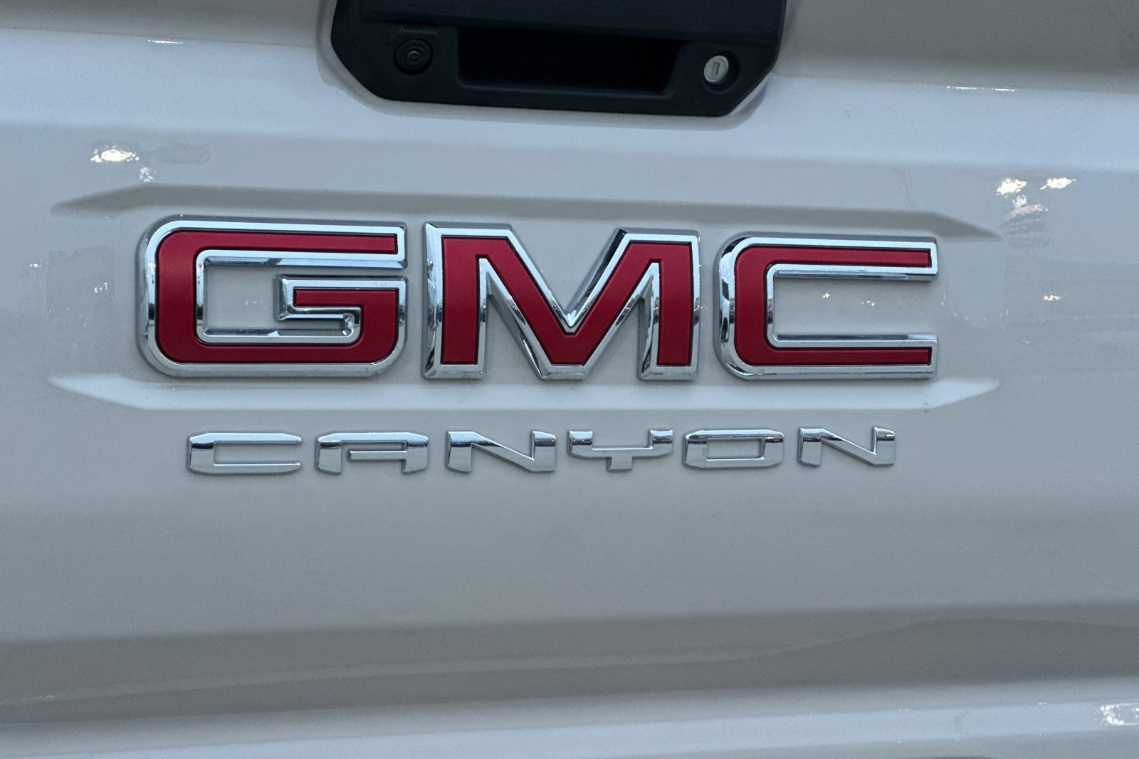 New 2026 GMC Canyon Elevation w/ Convenience Package image 26