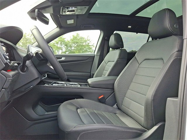 New 2026 Volkswagen Atlas Cross Sport SEL R-Line image 8