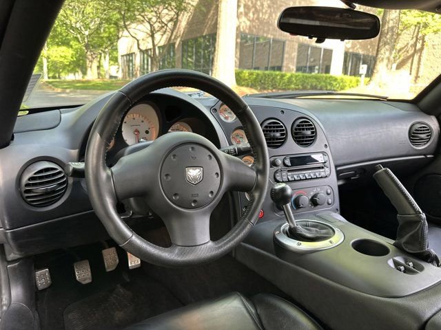 Used 2006 Dodge Viper SRT-10 image 21