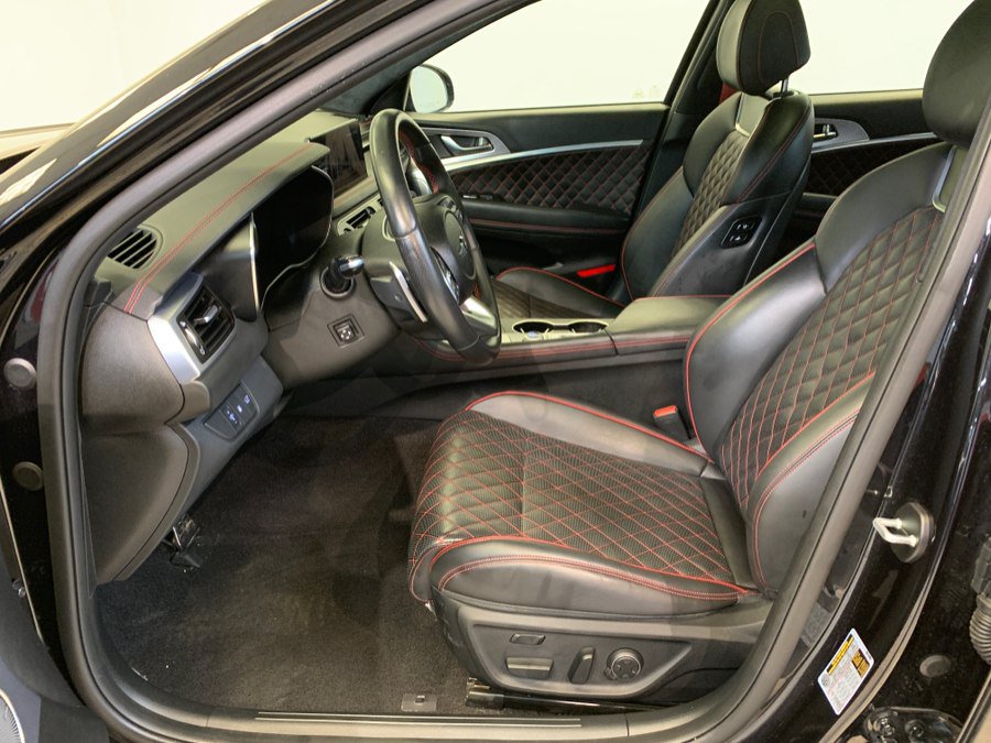 Used 2023 Genesis G70 3.3T w/ Sport Prestige Package AWD/4WD image 17