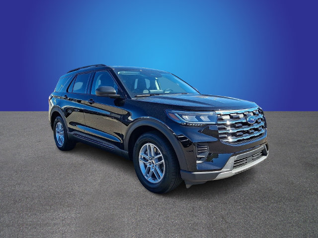 New 2026 Ford Explorer Active RWD image 2