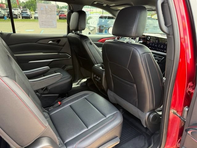 Used 2025 Chevrolet Traverse Z71 w/ Driver Confidence Package AWD/4WD image 29