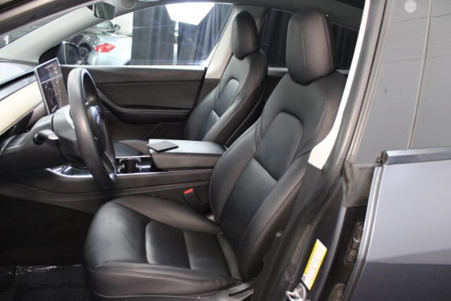 Used 2021 Tesla Model Y Long Range AWD/4WD image 12