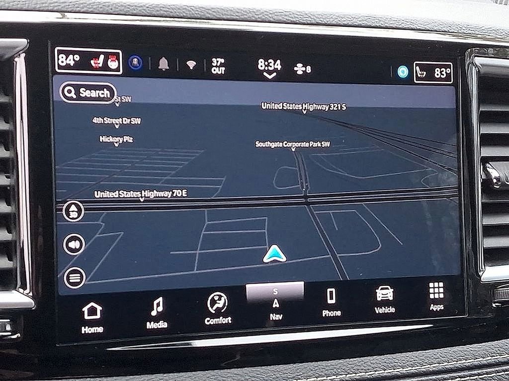 Used 2025 Chrysler Pacifica Limited FWD image 17