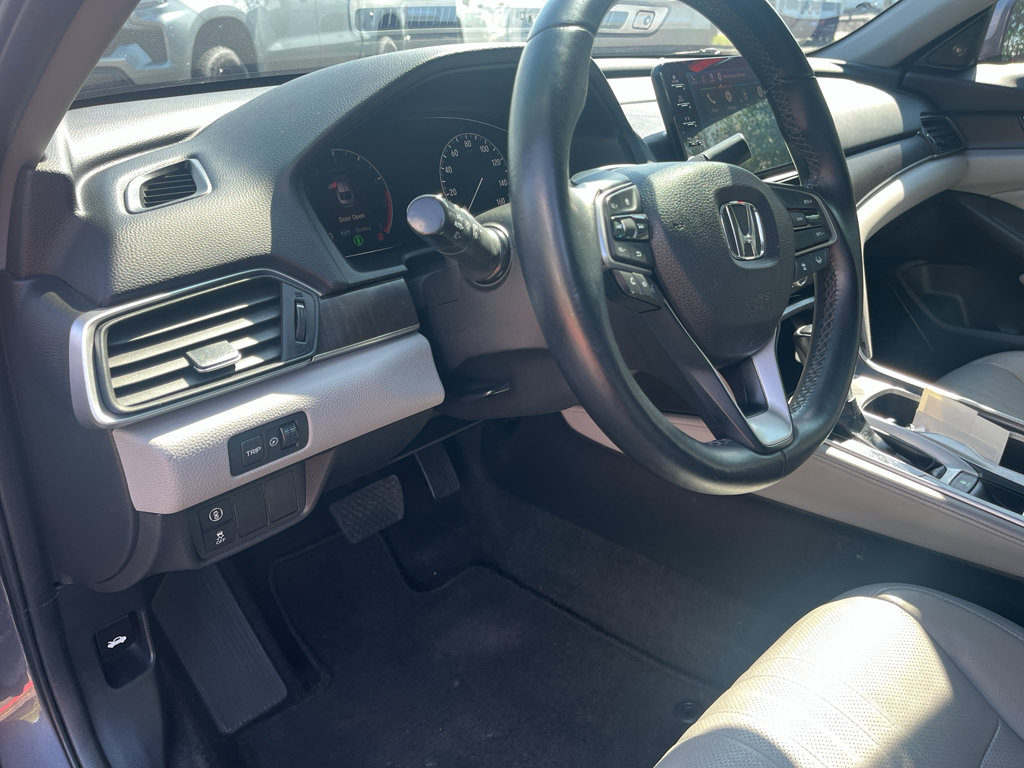 Used 2018 Honda Accord EX-L image 21