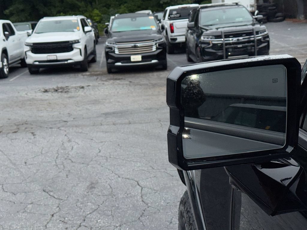 Used 2025 GMC Hummer EV 3X AWD/4WD image 11