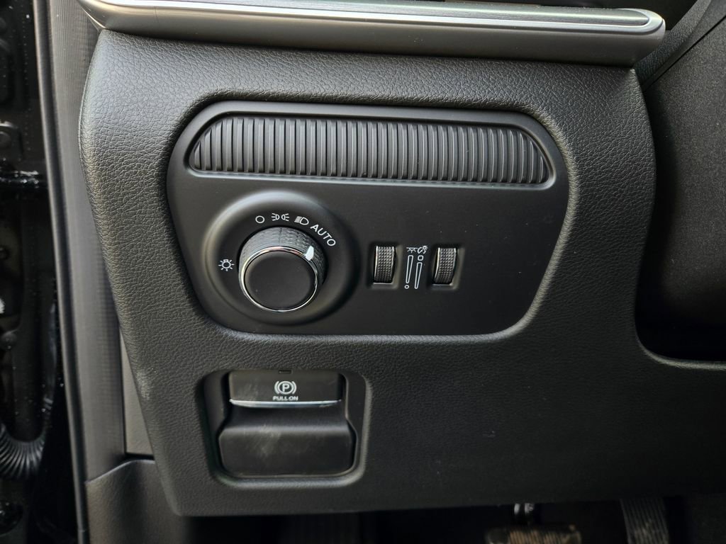 New 2026 Jeep Grand Wagoneer 4WD image 12