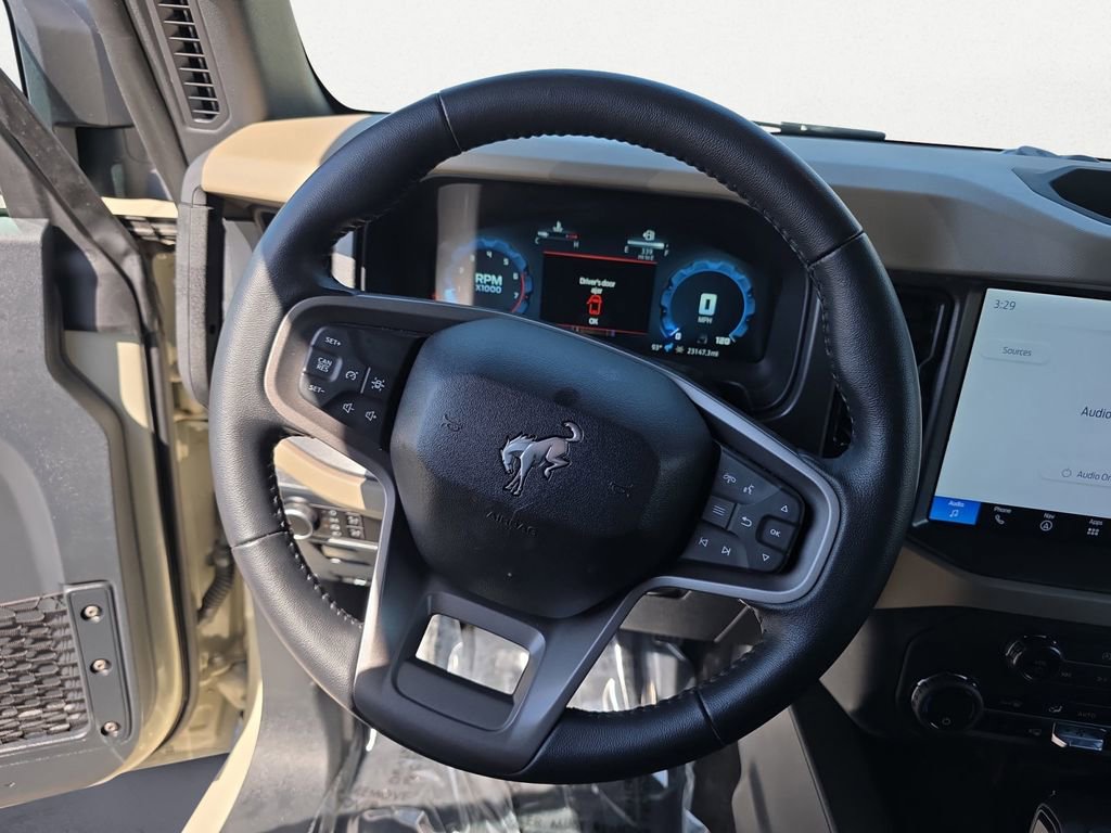 Used 2025 Ford Bronco Big Bend image 12