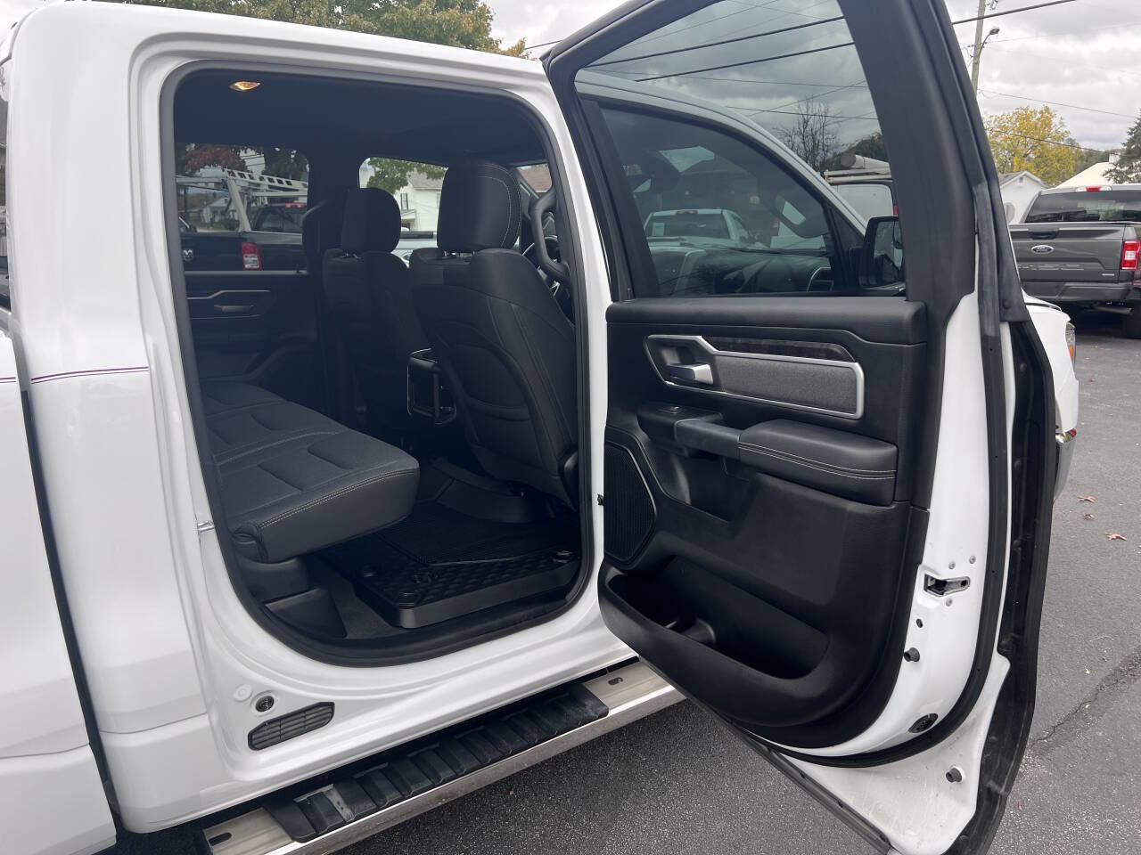 Used 2021 RAM 1500 Big Horn image 27