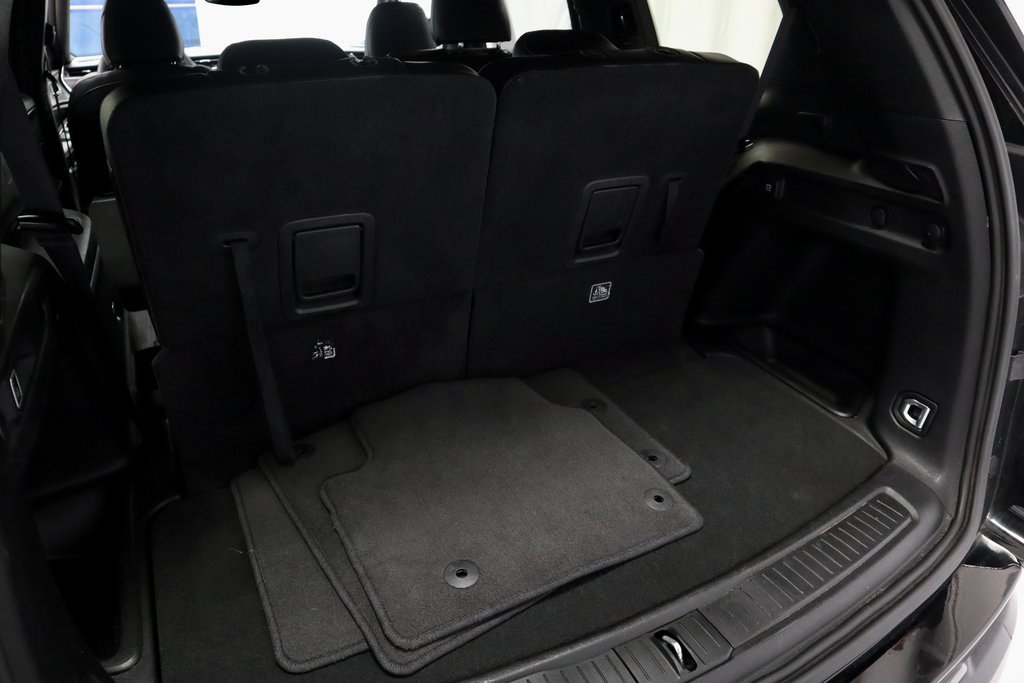 Used 2024 Jeep Grand Cherokee L Laredo image 16