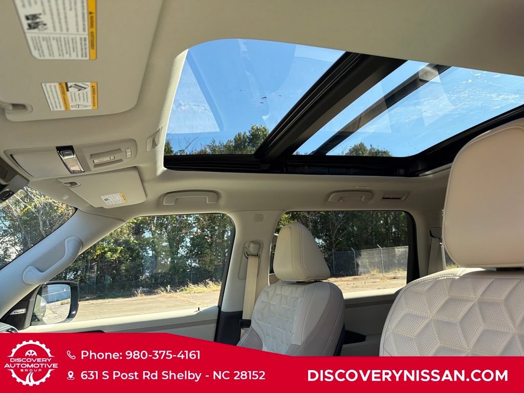 New 2026 Nissan Armada Platinum RWD image 17
