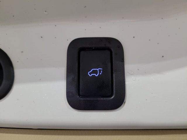 Used 2015 Toyota Highlander Limited image 61