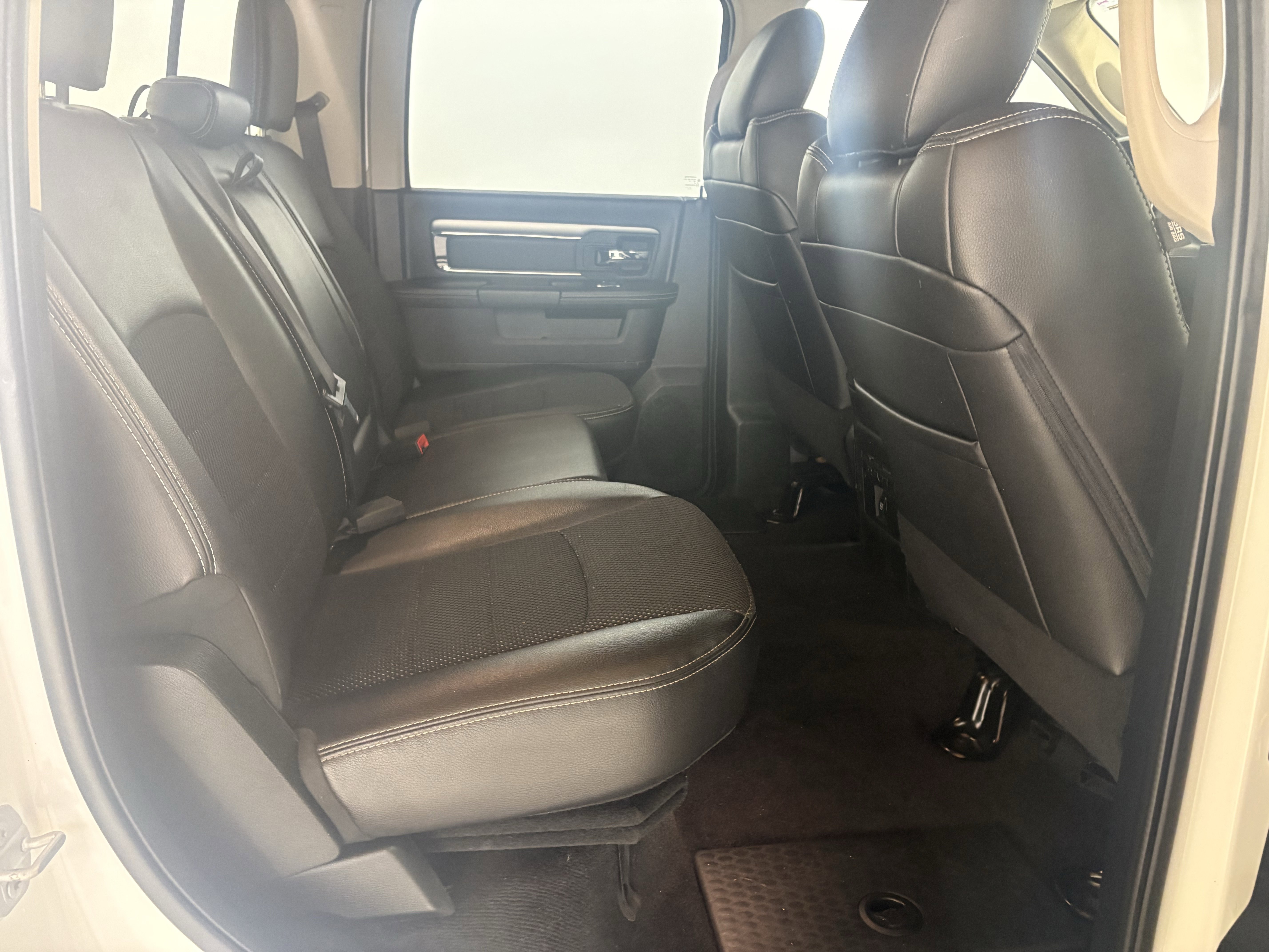 Used 2018 RAM 1500 Sport w/ Comfort Group image 15