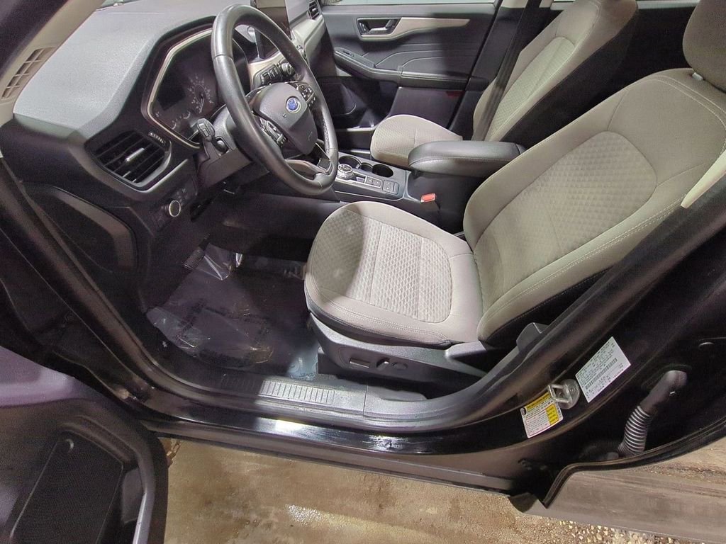 Used 2022 Ford Escape SE w/ Convenience Package image 15
