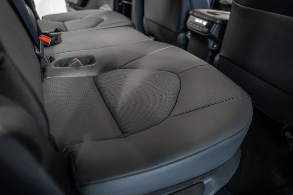 Used 2026 Toyota Grand Highlander XLE image 32